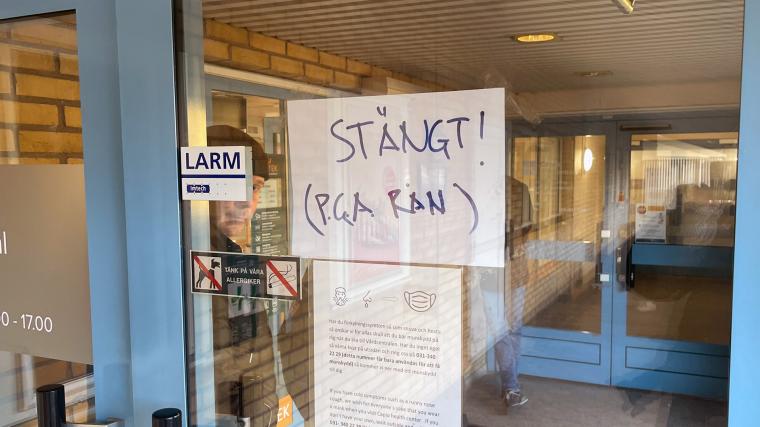 Apoteket på Wallhamra torg rånades på lördagsförmiddagen.