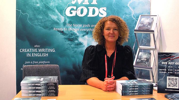 Efter ett års skrivande är Fiona Stoffers roman redo för världen – och ytterligare två böcker står på tur.