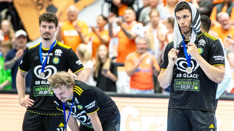 Elias, Sebastian och Adam är besvikna efter förlusten. Det är dock snart dags för en ny säsong med nya spännande matcher och nya finaler för Sävehof.