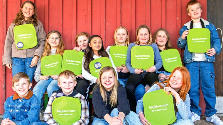 Totalt är det 22 barn som säljer majblommor på Långareds skola. Skolans försäljningsrekord är 29 000 kronor, vilket de nu hoppas slå.