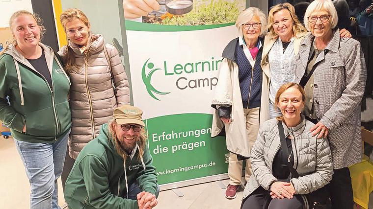 Sabrina Sonner och Stefhan Muller på Learning campus tillsammans med Elma Tershana från Albanien, Giliola Belli och Monica Lasagni från Italien och Monica Hallborg Jedenberg och Eivor Ahl från Barnpedagogiskt forum.