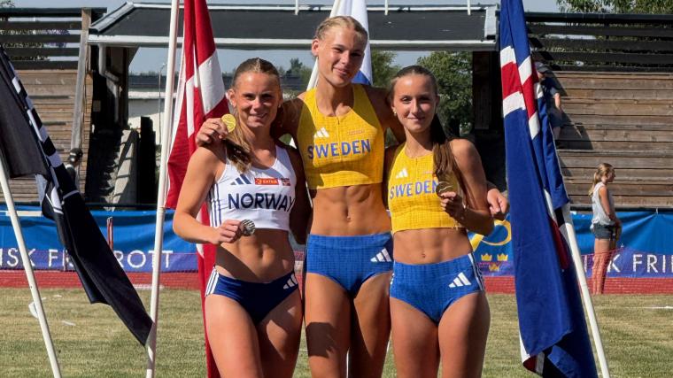 Det blev guld i 400 meter häck i Nordiska juniorlandskampen för Lerumstjejen Julia Swerin.