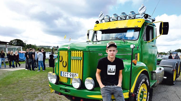 I klassen Retro tung ställde Vilhelm Gerborn från Nossebro ut sin epa – en grön Scania-lastbil från 1970.
