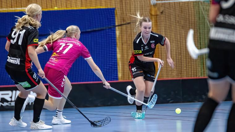 Den historiska SSL-premiärsäsongen är igång för Wizladies.