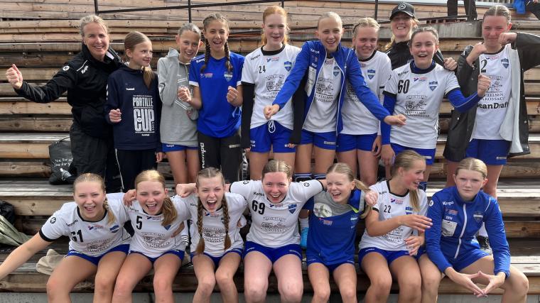 Ett av två G14-lag från Baltichov som spelar Partille Cup.